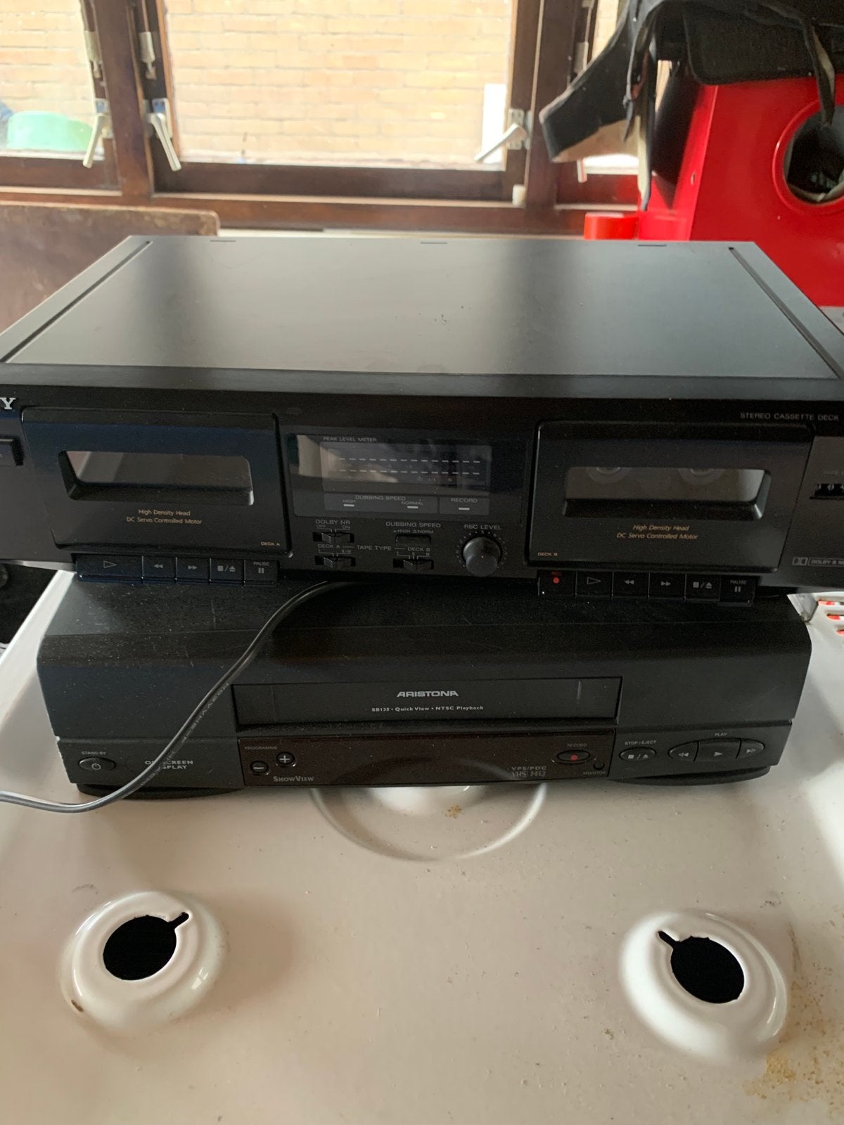 Sony Cassettedeck en Ariston VHS-speler, Ophalen of Verzenden, Gebruikt, VHS-speler of -recorder