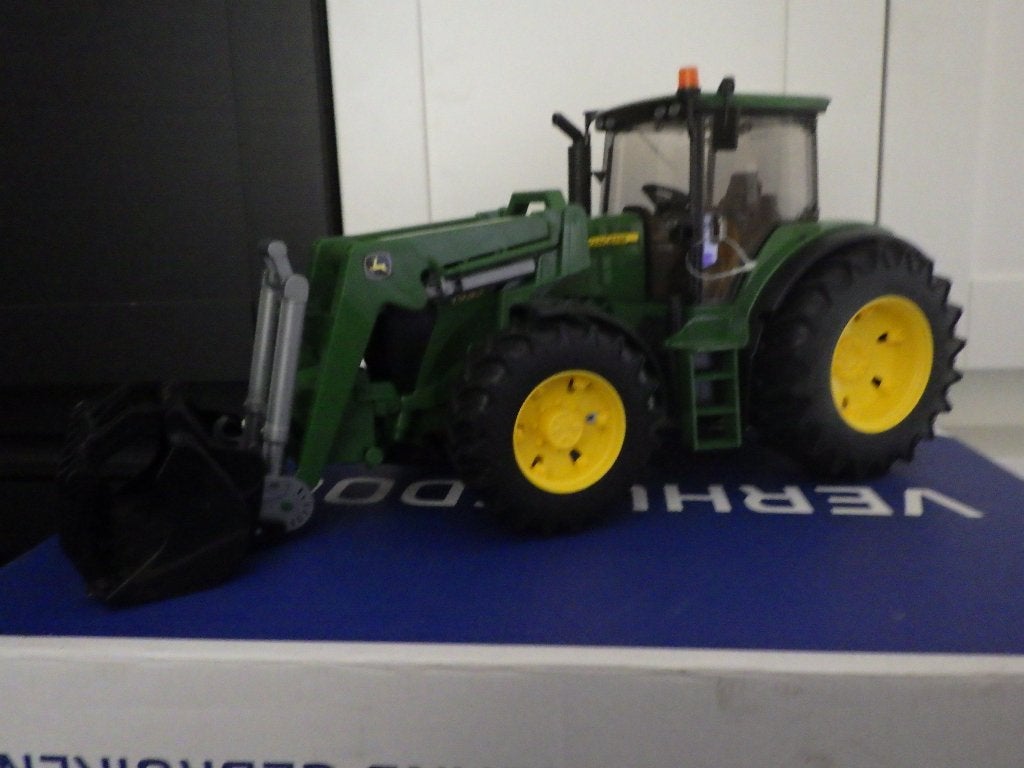 Bruder John Deere tractor met voorlader, Ophalen of Verzenden, Gebruikt