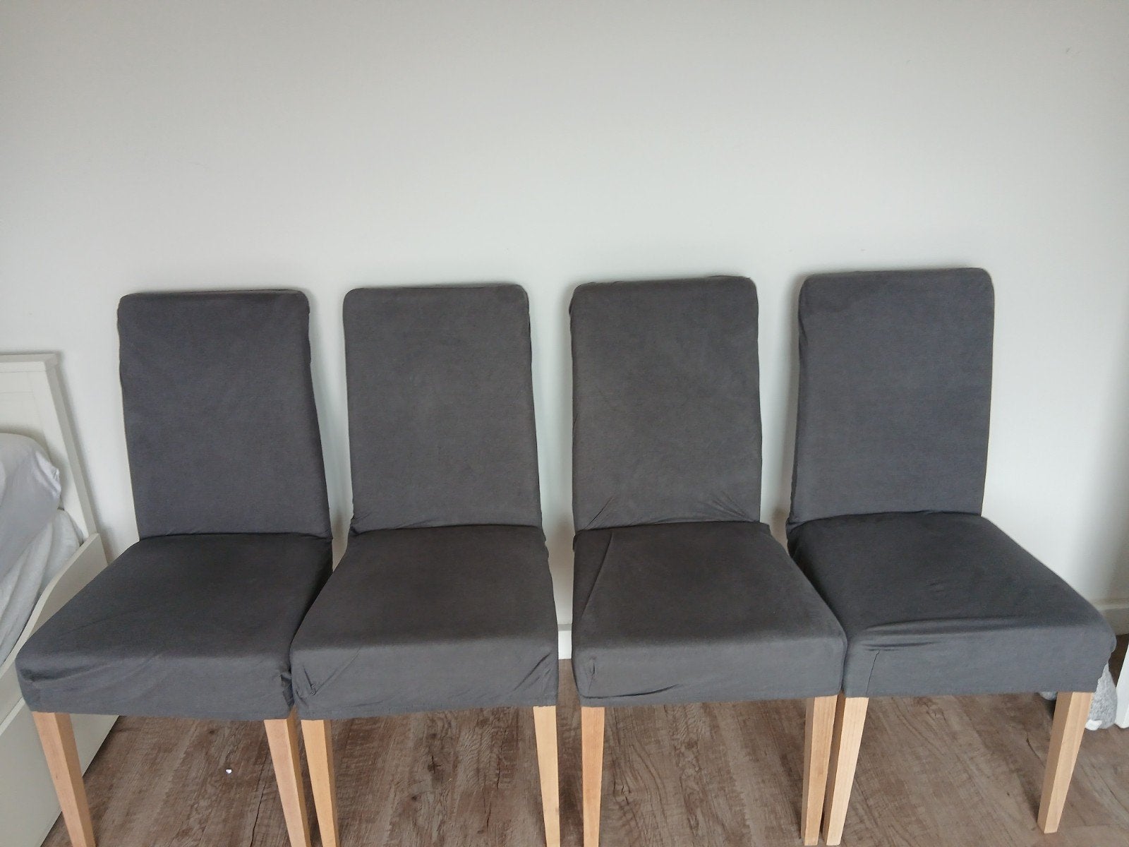 Gratis af te halen 4 eetkamerstoelen, Huis en Inrichting, Stoelen, Ophalen, Gebruikt, Stof