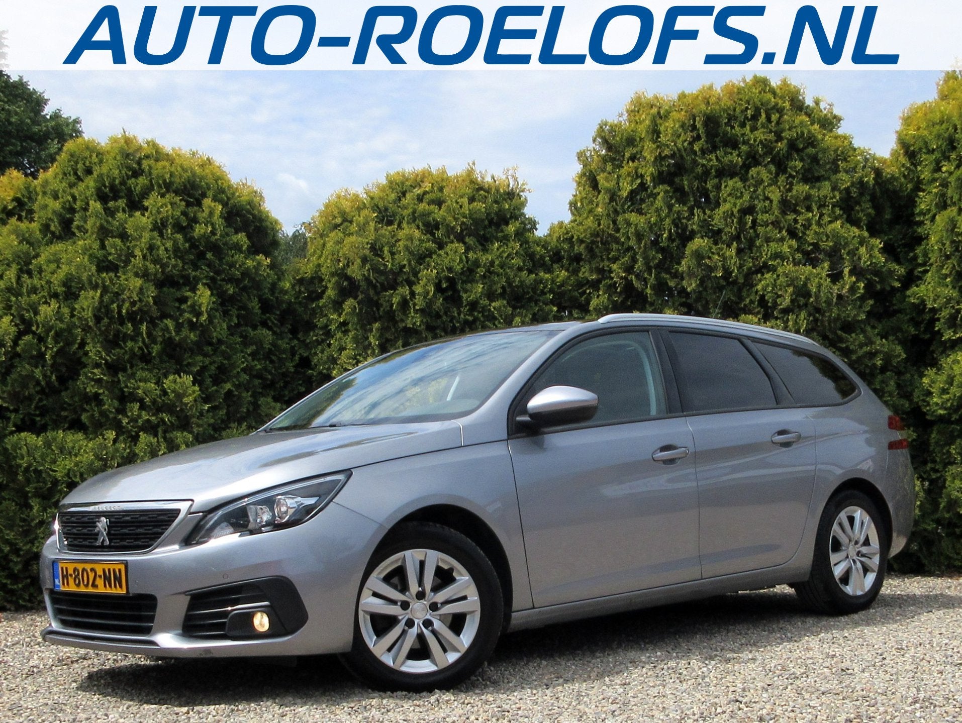 Peugeot 308 SW 1.2 PureTech Executive * Navi * Pano.dak *, Auto's, Voorwielaandrijving, Stof, Gebruikt, 1199 cc