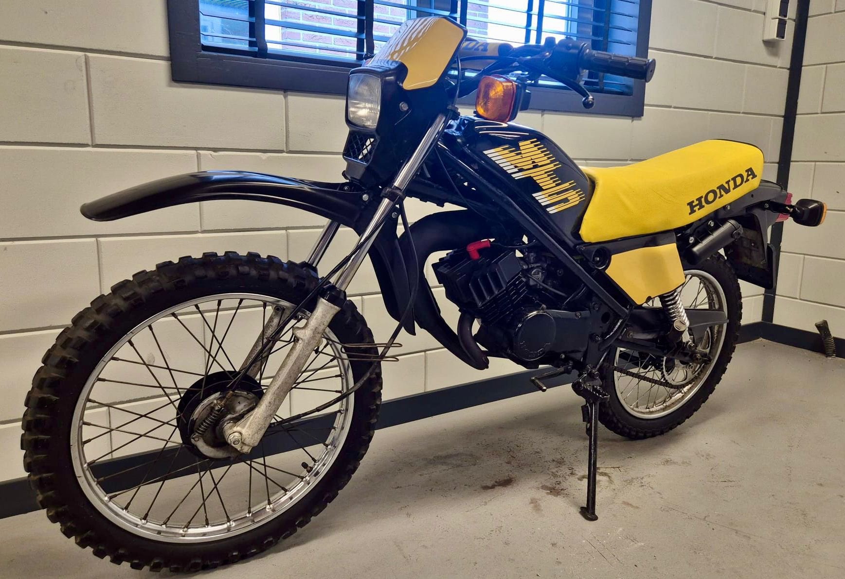 Honda MT-5.  5 versnellingen inc kenteken, Ophalen, Zo goed als nieuw, MT