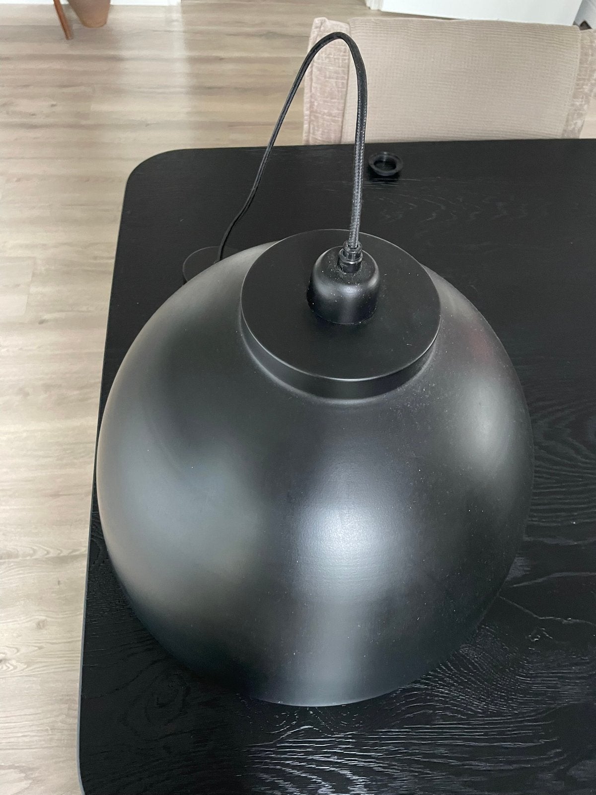 Mooie zwarte hanglamp diameter 45 cm, Ophalen, Zo goed als nieuw