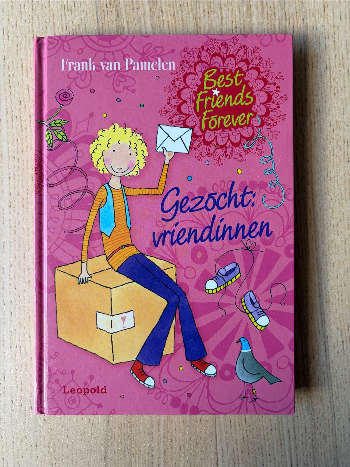Best Friends Forever: Gezocht: vriendinnen - Frank van Pamel, Ophalen of Verzenden, Zo goed als nieuw, Fictie