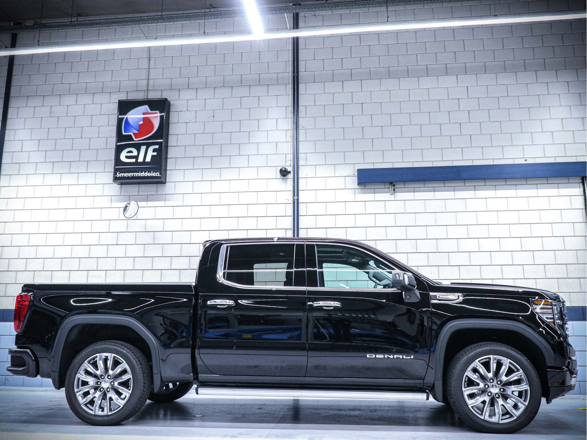 GMC Sierra 1500 Denali | Full option | 6.2L V8 (bj 2024), Auto's, Automaat, Dealer onderhouden, Gebruikt, Zwart