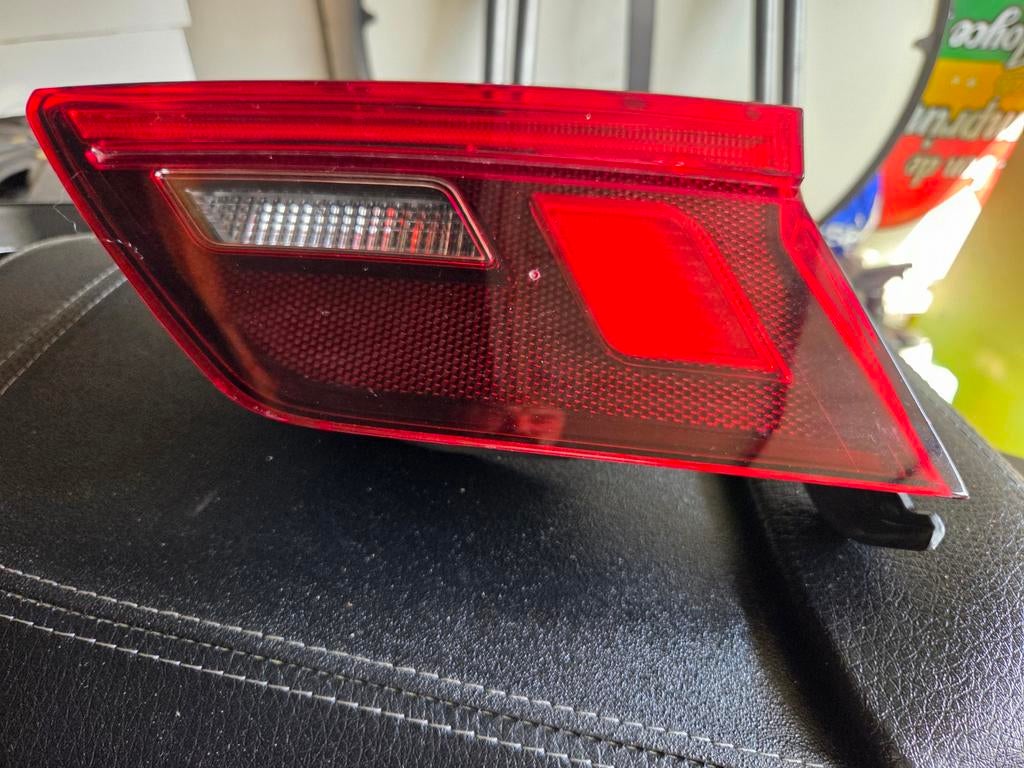 Volkswagen Tiguan Achterlicht Rechts 5NA.945.094.F, Auto-onderdelen, Verlichting, Ophalen of Verzenden, Gebruikt, Volkswagen