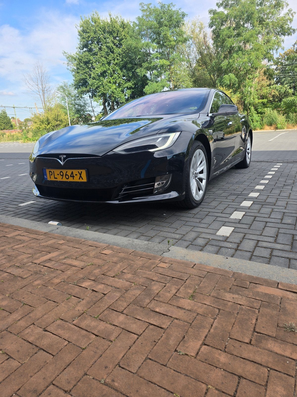 Tesla Model S 90D Base 2017 Zwart, Auto's, Tesla, Automaat, 110 €/maand, Model S, Zwart