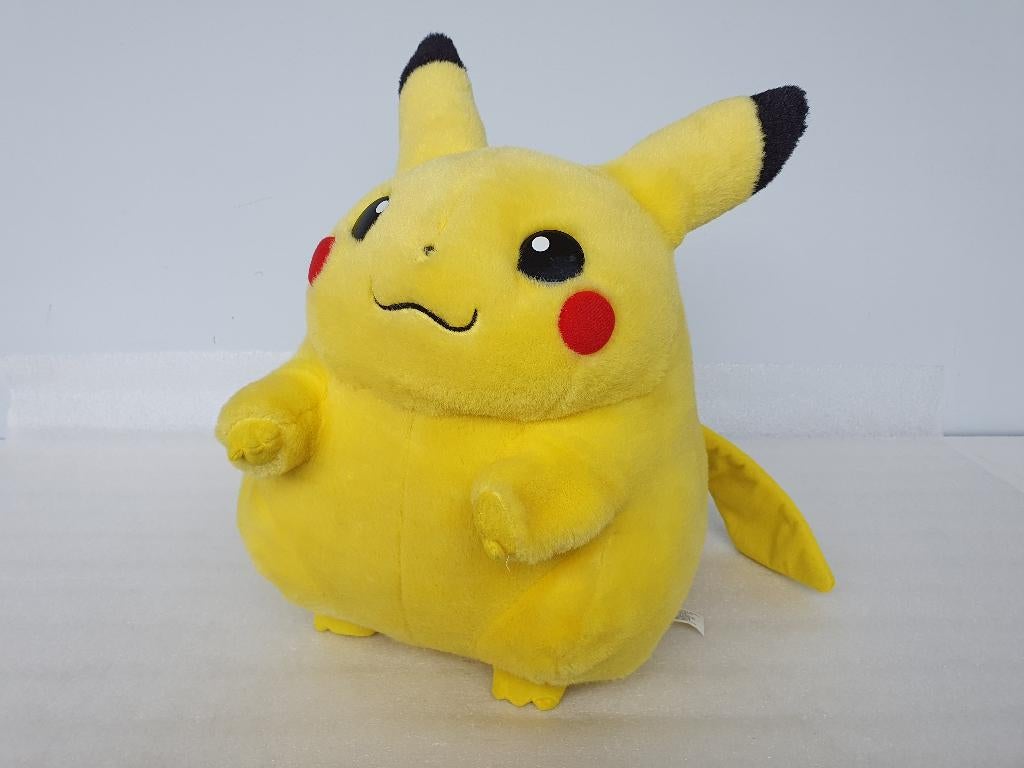 Pokémon: knuffel Pikachu Jumbo Plush ca. 40 cm (Tomy, 1999), Ophalen of Verzenden, Gebruikt, Overige typen