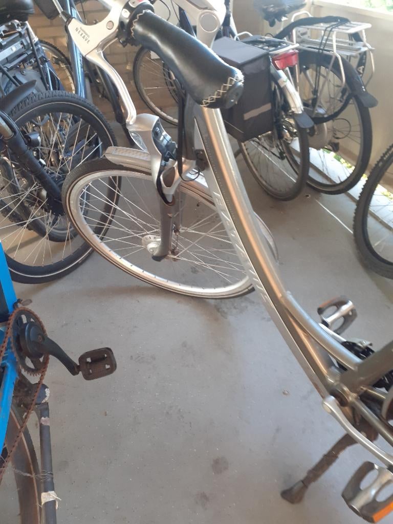 2 batavus fietsen, Fietsen en Brommers, Fietsen | Dames | Damesfietsen, Gebruikt, Batavus, 56 cm of meer, Ophalen