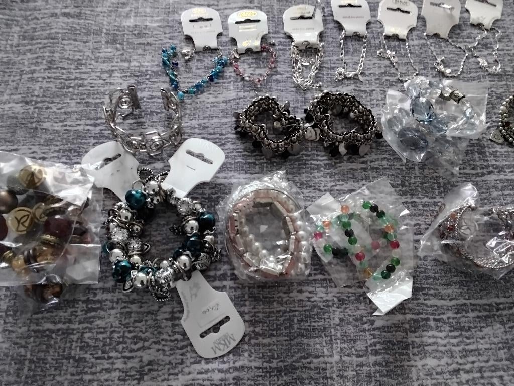 Sieraden, Ophalen of Verzenden, Zo goed als nieuw, Overige kleuren, Overige materialen