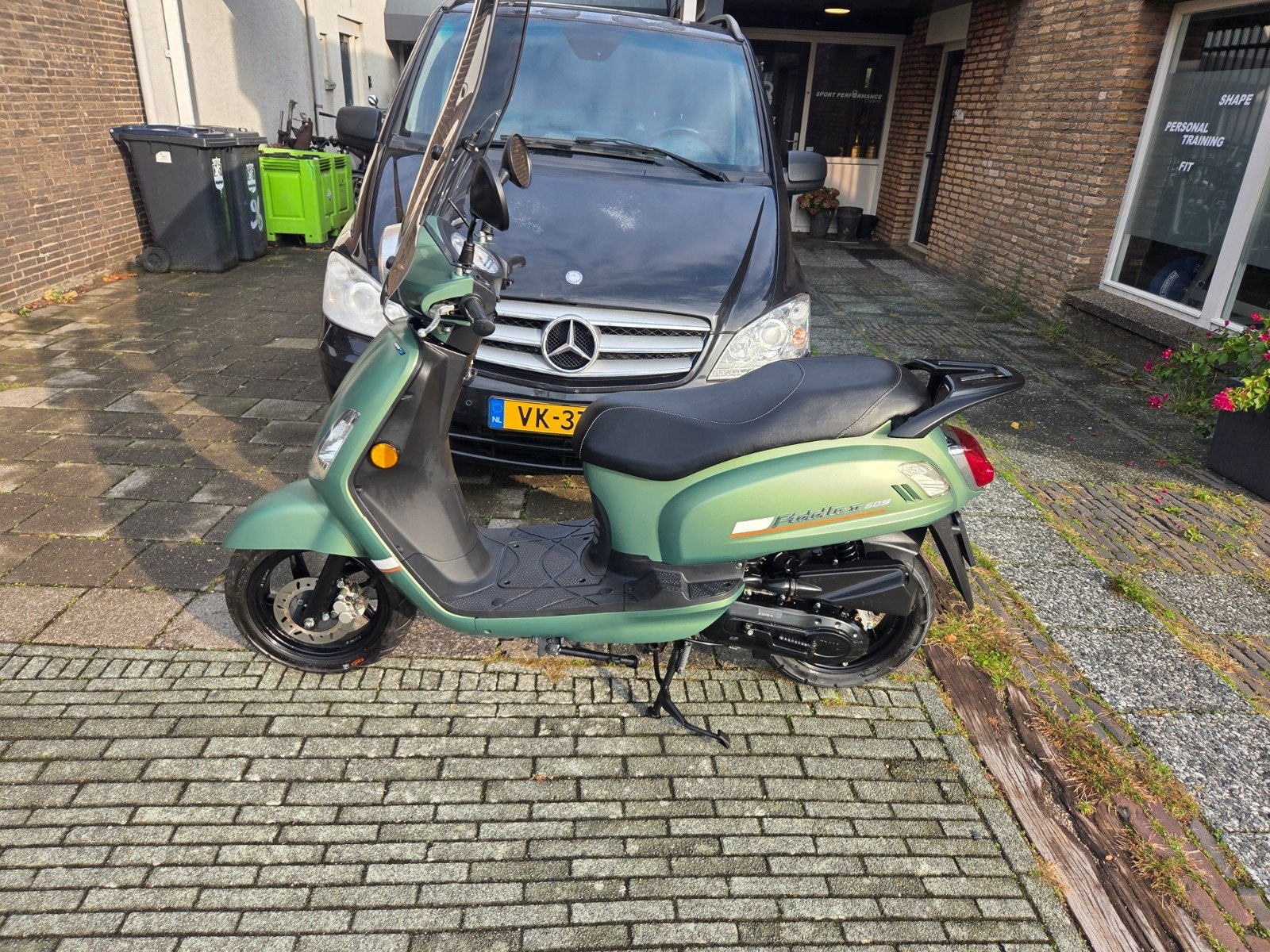 Sym Fiddle 25 km e5 412 km, Fietsen en Brommers, Ophalen of Verzenden, Zo goed als nieuw, Benzine, Fiddle