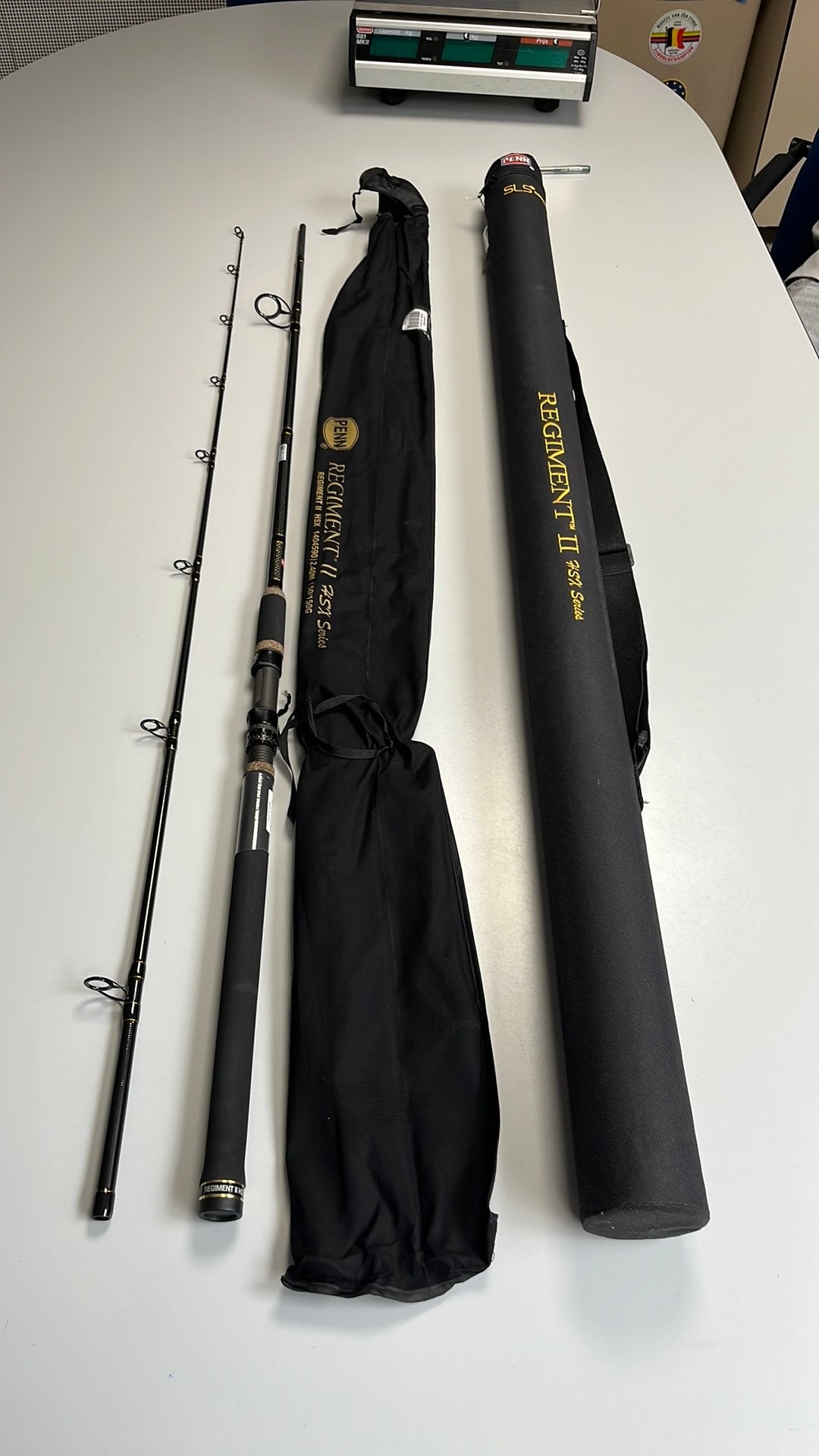 Penn Regiment 2 HSX Serie 2,40 meter, Watersport en Boten, Ophalen of Verzenden, Zo goed als nieuw, Werphengel