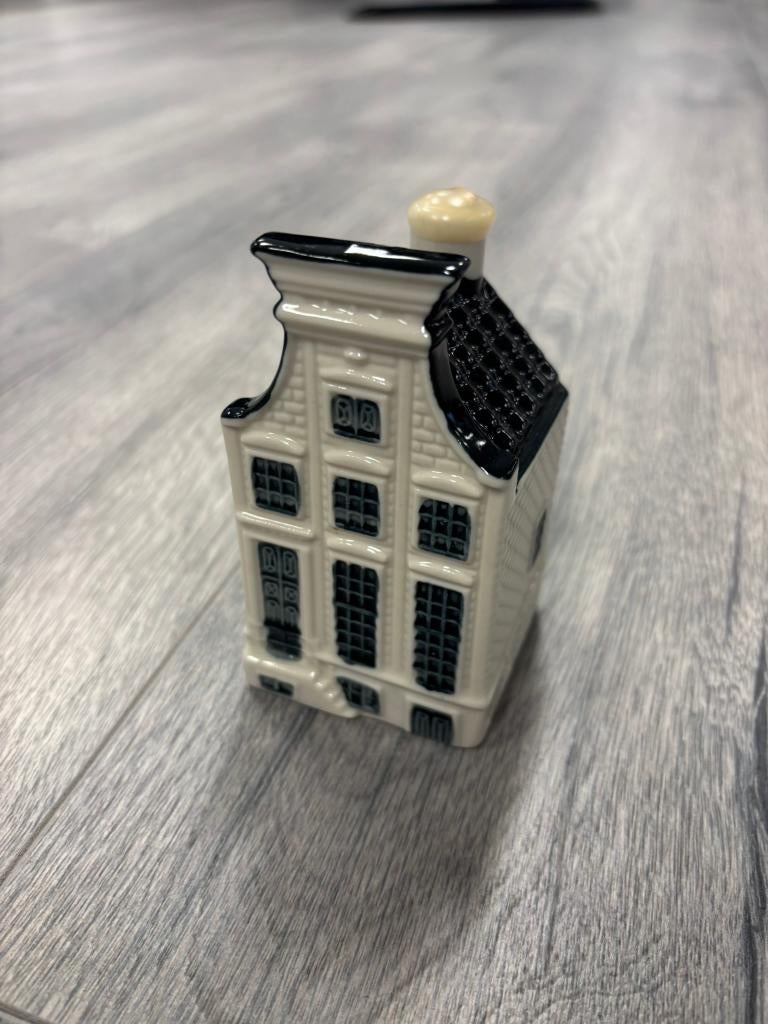 klm huisje no. 63, Ophalen of Verzenden, Zo goed als nieuw, 61 t/m 80, Gevuld