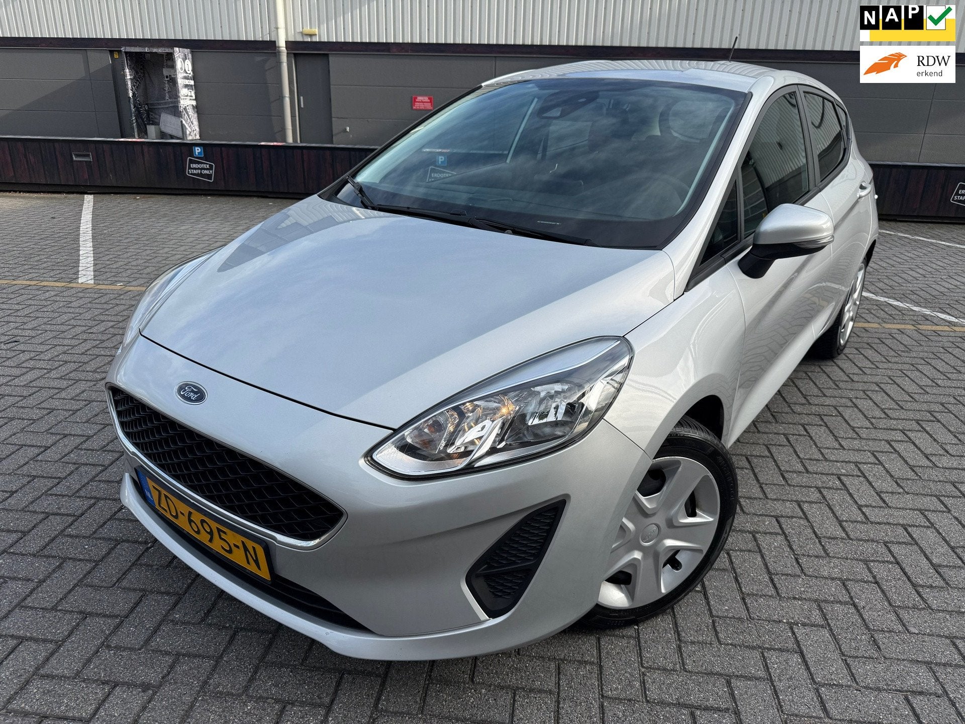 Ford Fiesta 1.1 Trend*CarPlay-NAVI*Cruise*Airco*2eEigenaar*A, Voorwielaandrijving, 49 €/maand, Origineel Nederlands, Bedrijf