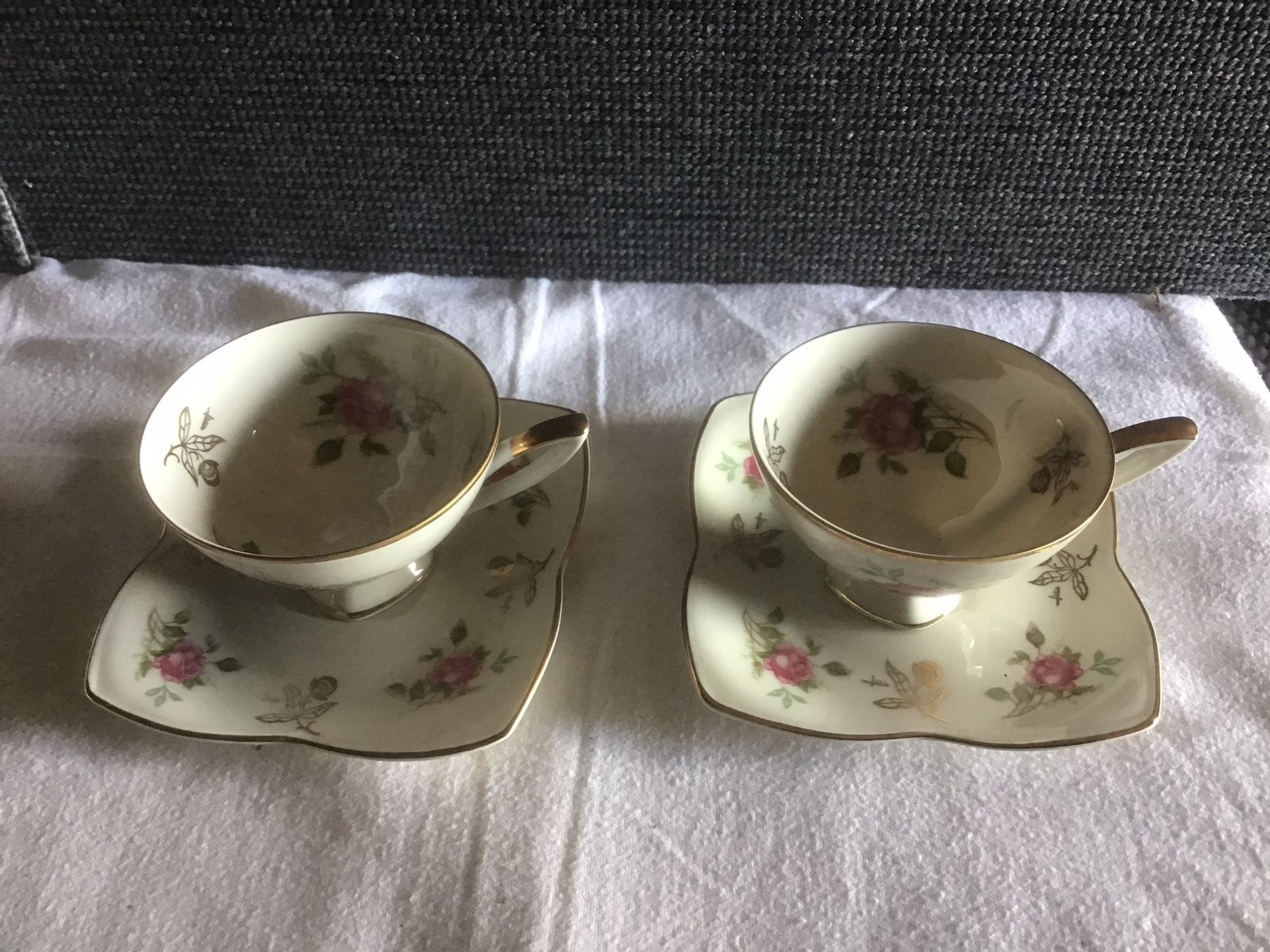 6 kop en schotels Alka, Ophalen of Verzenden