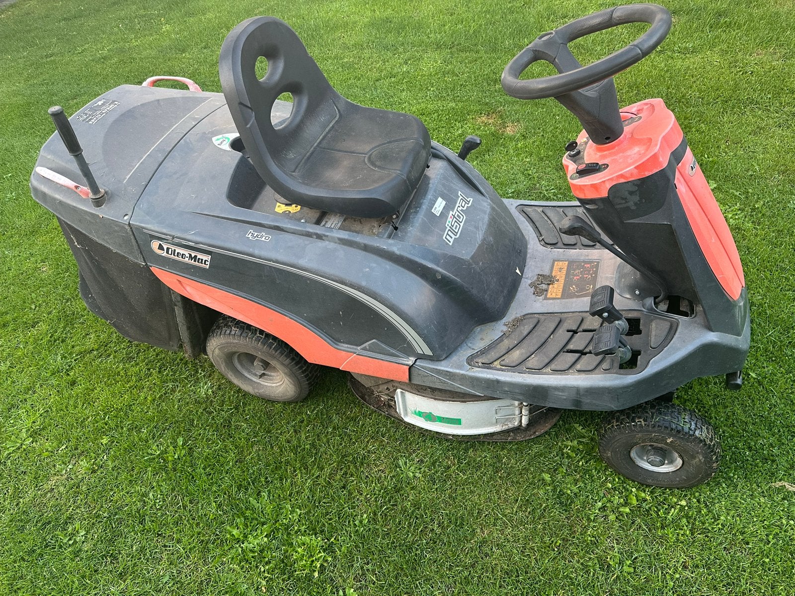 zitmaaier met opvang 2013- Loopt, rijdt en maait prima, Tuin en Terras, Ophalen, Gebruikt, Elektrische starter, Minder dan 90 cm