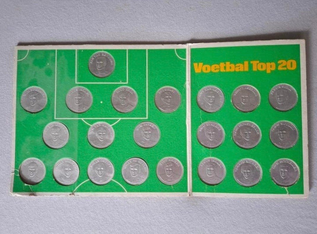Voetbal top 20 Shell 1970, Verzamelen, Ophalen of Verzenden, Gebruikt, Buitenlandse clubs