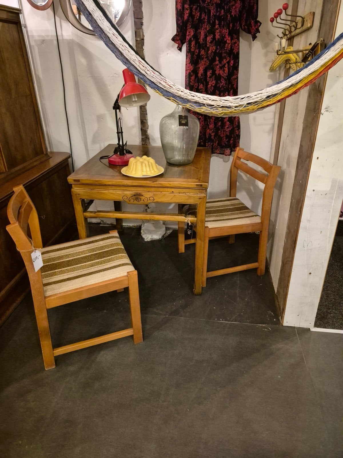 2 Vintage houten stoelen met gestreepte zitting, Ophalen