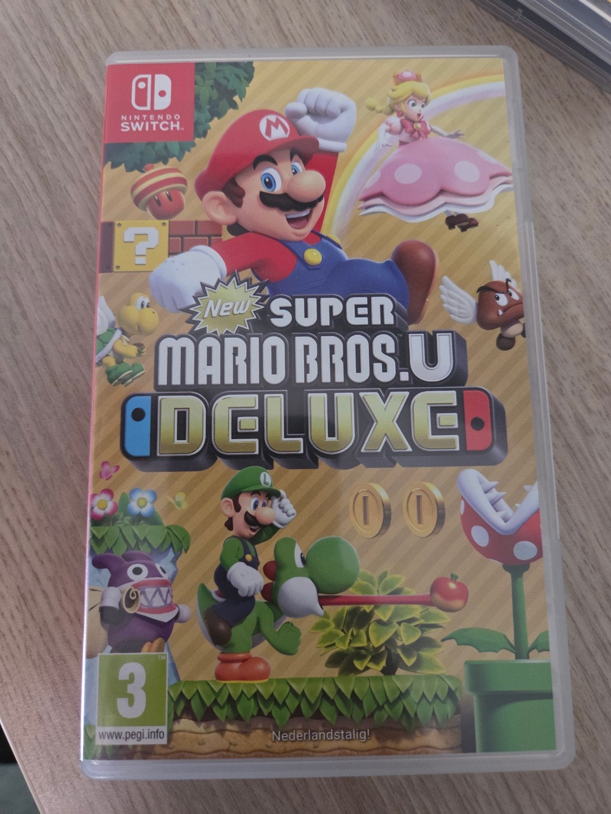 New Super Mario Bros. U Deluxe - Nintendo Switch, Ophalen of Verzenden, Zo goed als nieuw, Platform, 3 spelers of meer