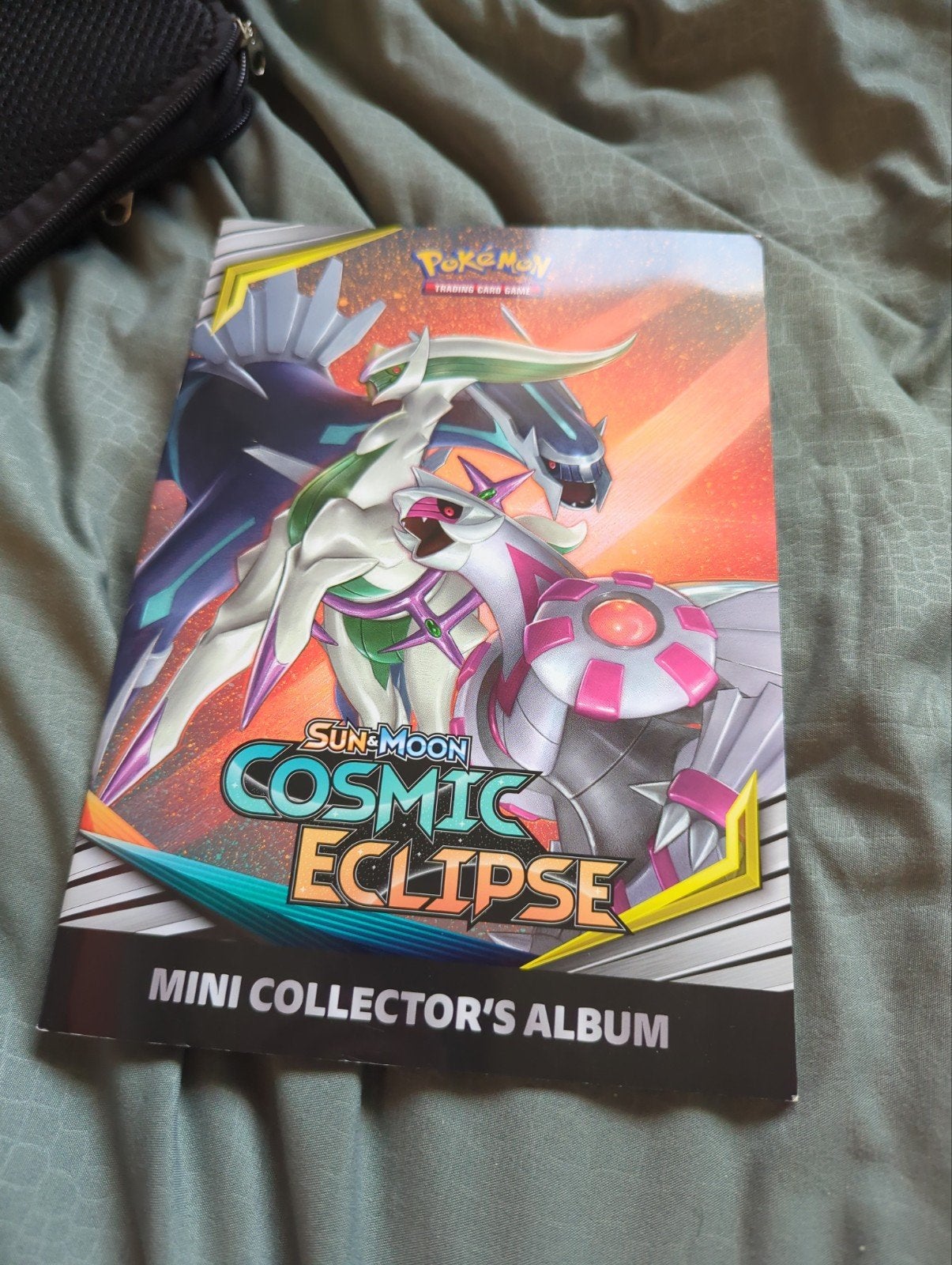 Pokémon Sun & Moon Cosmic Eclipse Mini Collector's Album / M, Ophalen of Verzenden, Zo goed als nieuw, Losse kaart, Foil