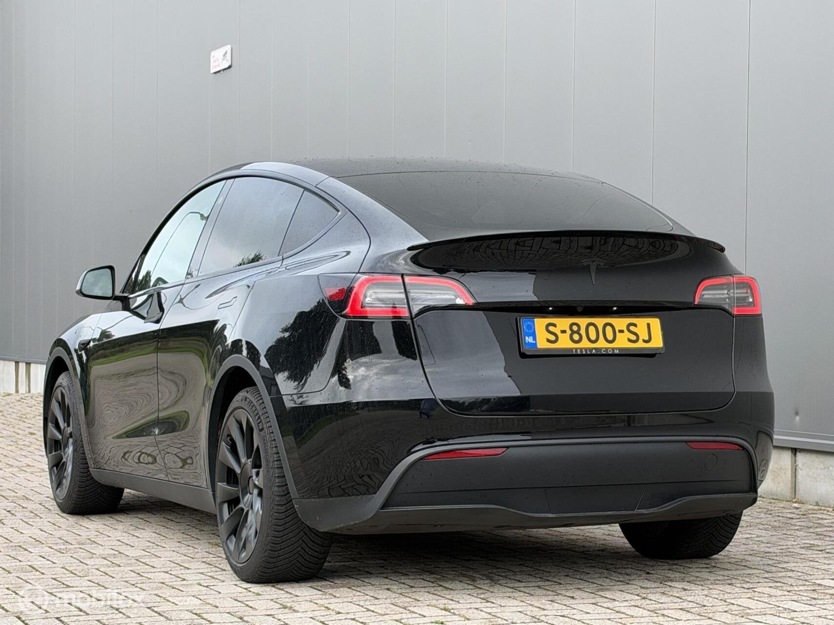 Foto 16 van Tesla Model Y Standard Range LFP | wit interieur | SOH 94%