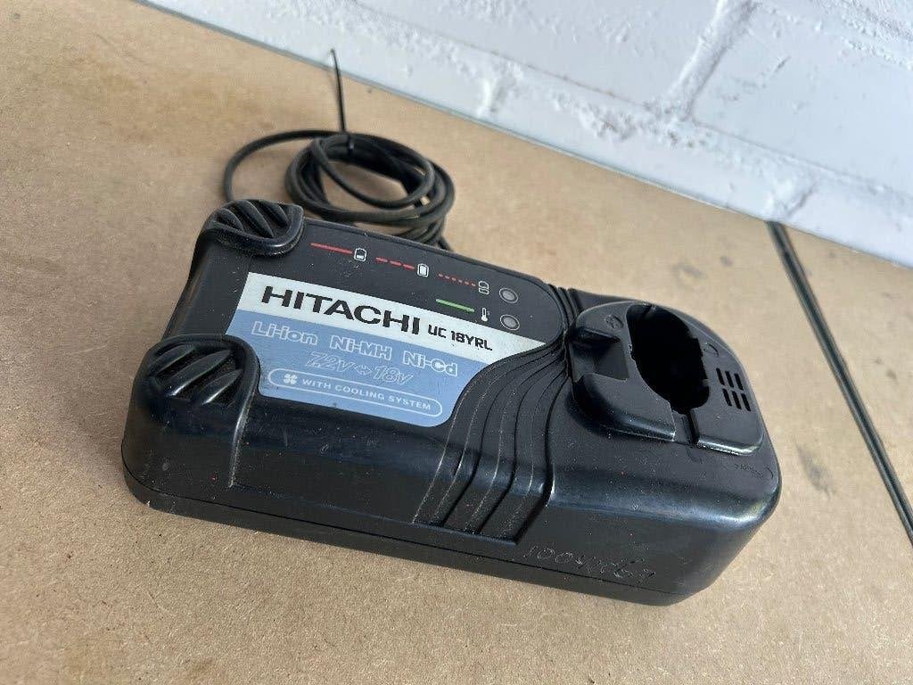 Hitachi acculader  UC 18YRL, Ophalen of Verzenden, Gebruikt