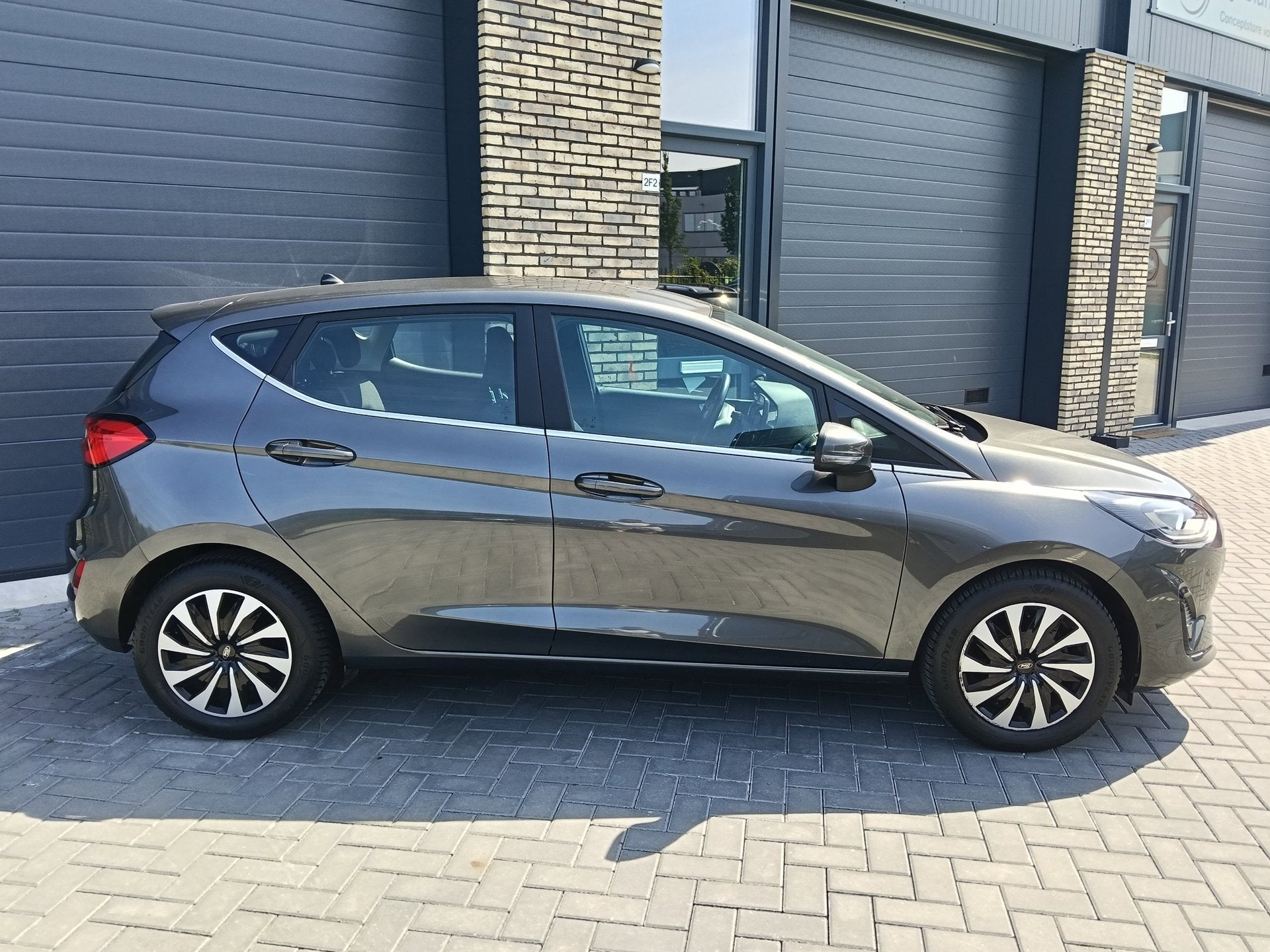 Ford Fiesta 1.0 EcoBoost Hybrid Titanium, Voorwielaandrijving, Dealer onderhouden, Gebruikt, Euro 6