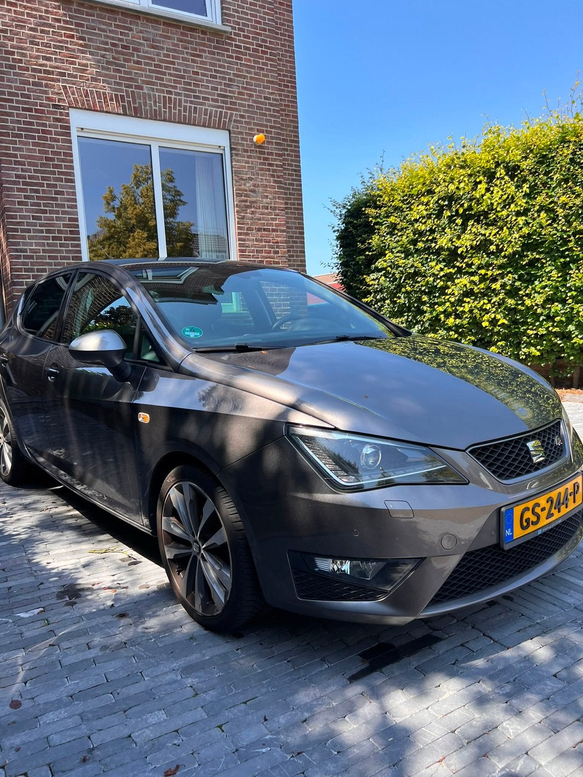 Seat Ibiza 1.0 TSI 70KW 5DRS 2015 Grijs, Auto's, Voorwielaandrijving, 40 €/maand, 995 kg, Ibiza
