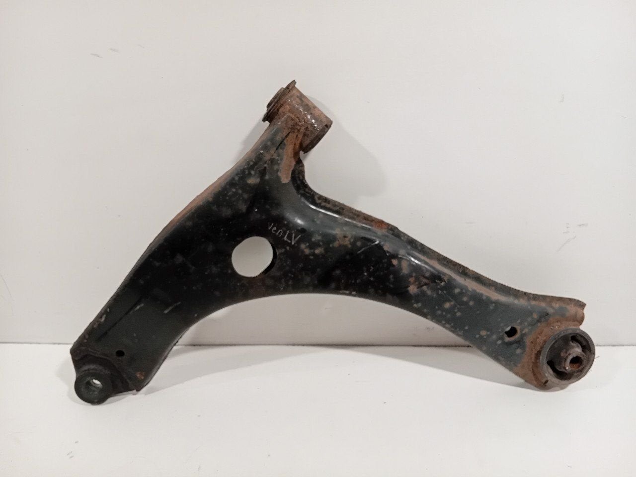 Draagarm links voor Ford Transit, Onderdelen@venauto.nl, Van der Ven Autorecycling B.V., Gebruikt, Ettenseweg 76, 4706 PB Roosendaal, The Netherlands
