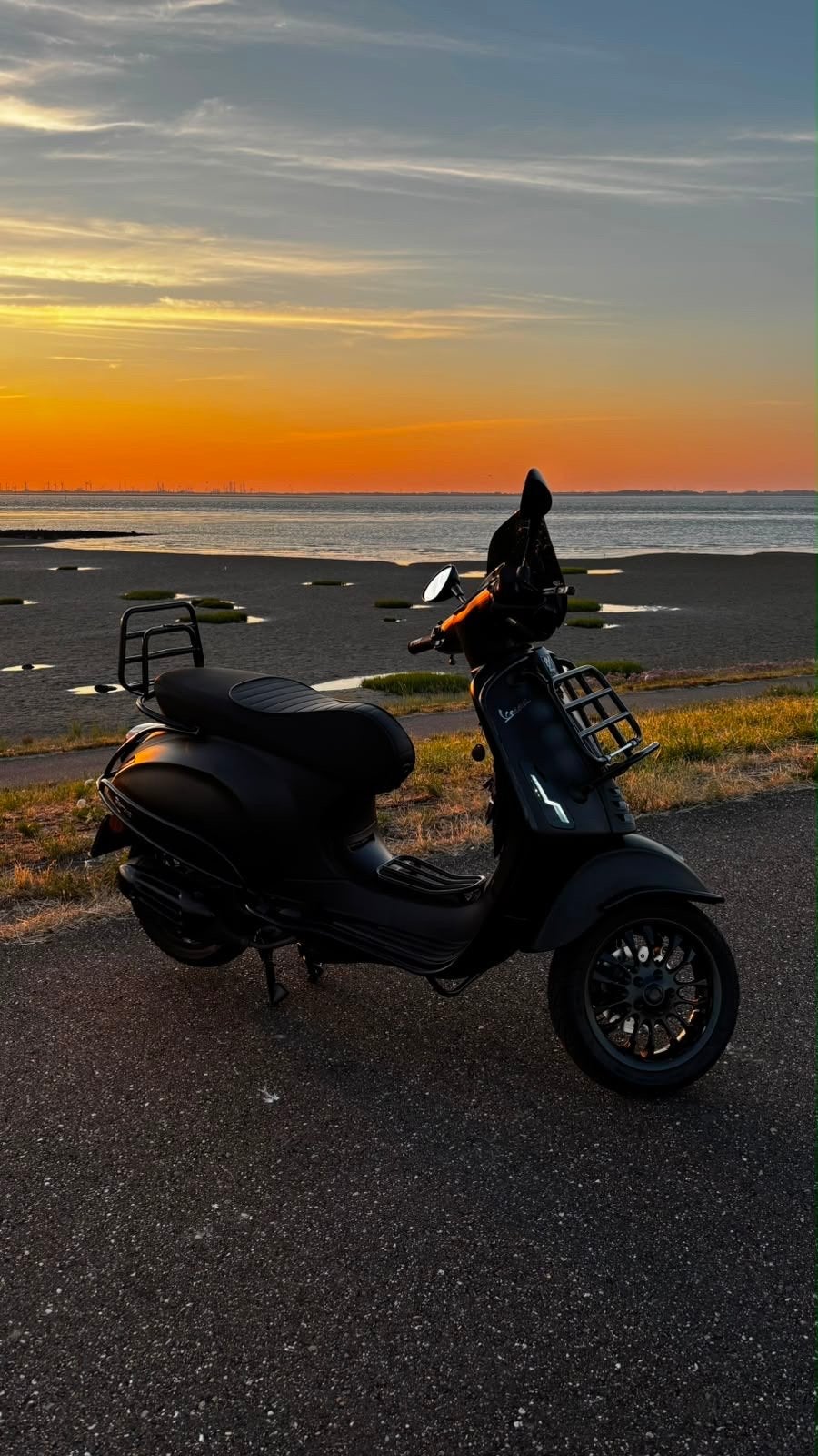 Vespa Sprint Notte - Zo goed als nieuw, Overige modellen, Maximaal 45 km/u, Ophalen of Verzenden, Zo goed als nieuw