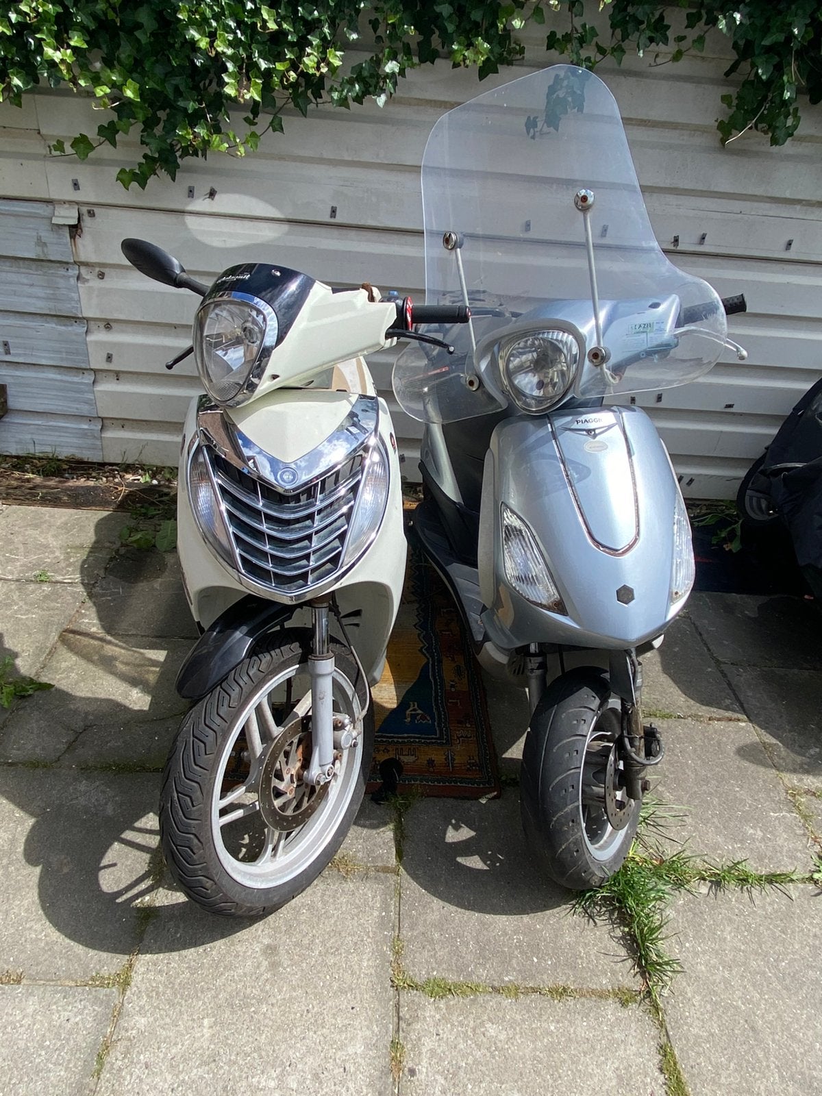 2 Scooters (Piaggio Fly & Malaguti Centro) + Donor Fly, Fietsen en Brommers, Scooters | Piaggio, Ophalen, Gebruikt, Maximaal 45 km/u