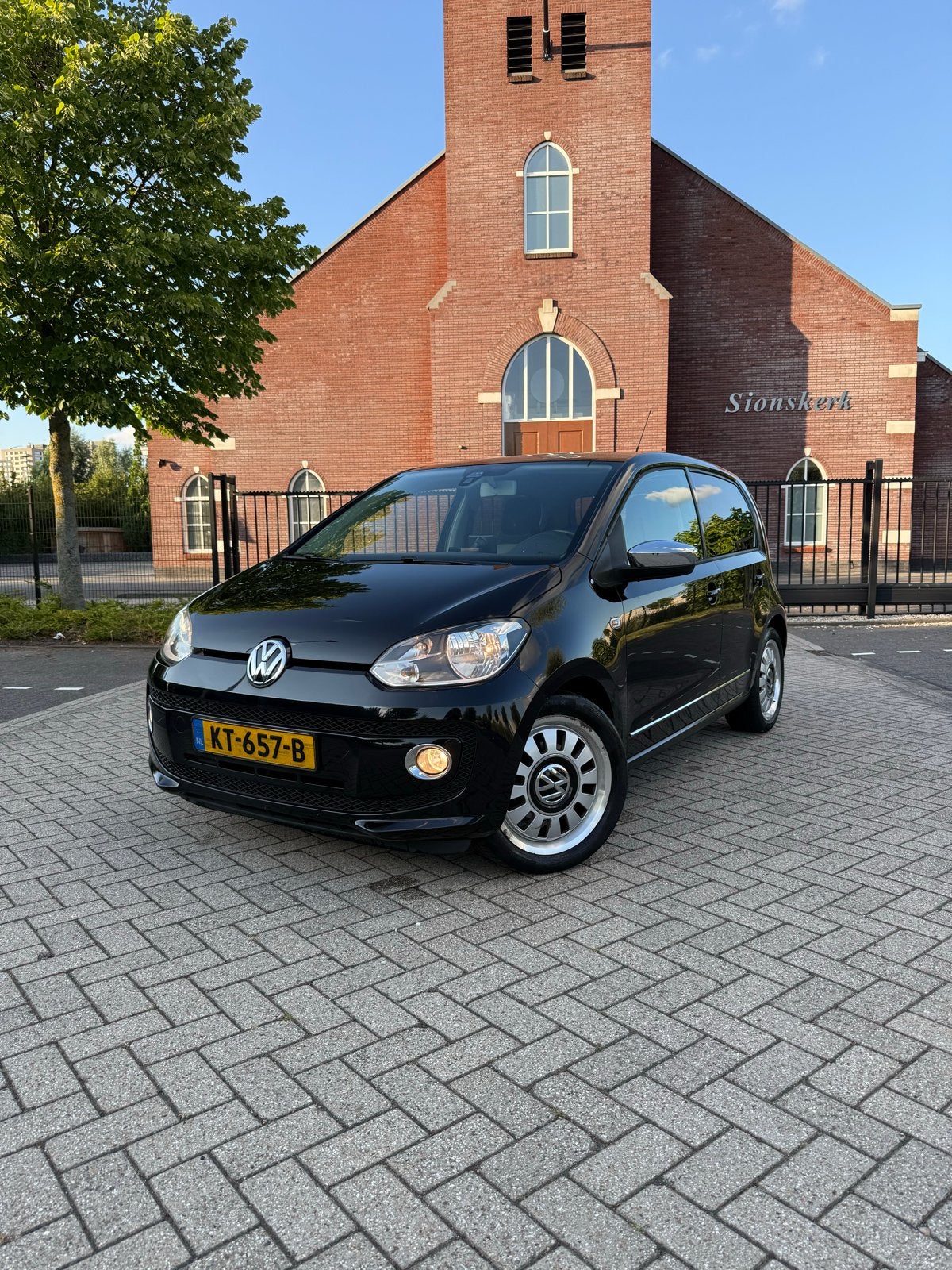 Volkswagen High up! 1.0 /Apk /Airco/Cruise/2013/PDC/UP, Voorwielaandrijving, 74 pk, Up!, 840 kg