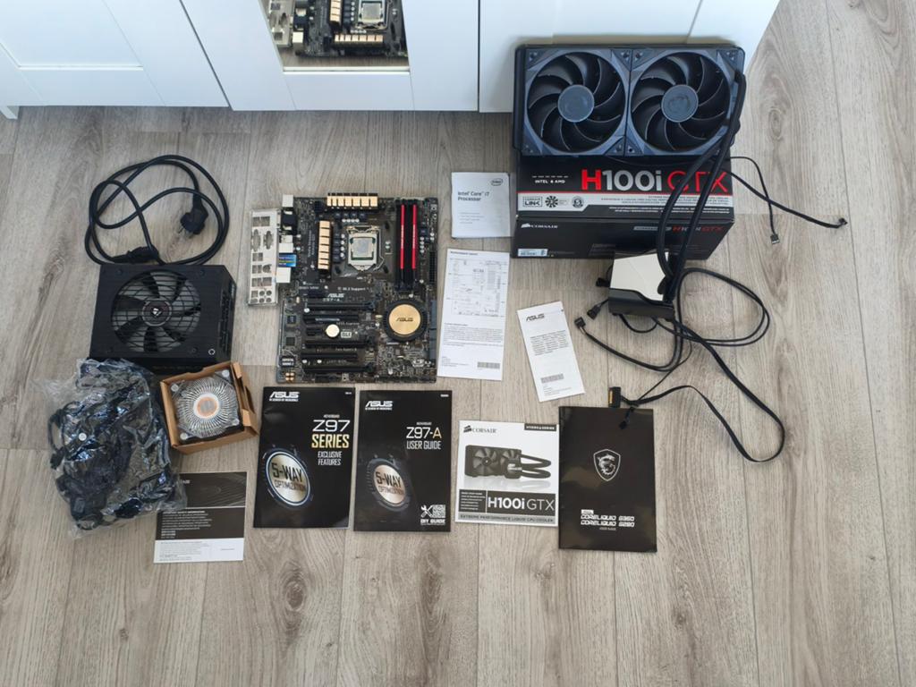 Intel i7 4790K, 16GB DDR3 RAM, AIO Koeler, 850W PSU, Gebruikt, Ophalen of Verzenden, Intel Core i7-4790K, Gaming