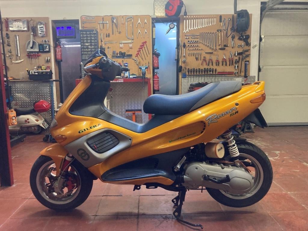 gilera runner 180 fxr, Fietsen en Brommers, Scooters | Piaggio, Tweetakt, Overige modellen, 180 cc, Ophalen of Verzenden