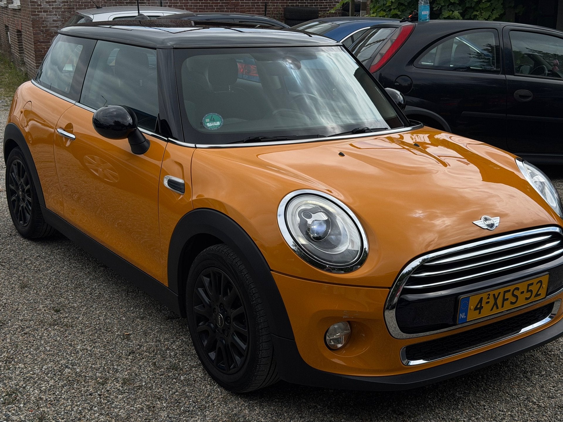 Mini 3-Deurs 1.5 Cooper First Born Edition Vol Optie Automaa, 136 pk, Gebruikt, Overige kleuren, 4 stoelen