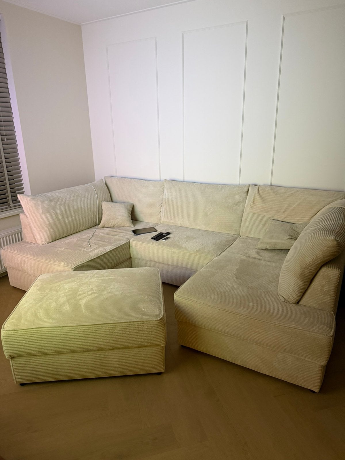 NIEUW - Kensington U Bank - ribstof zacht beige, Ophalen, Zo goed als nieuw, Stof, Japandi