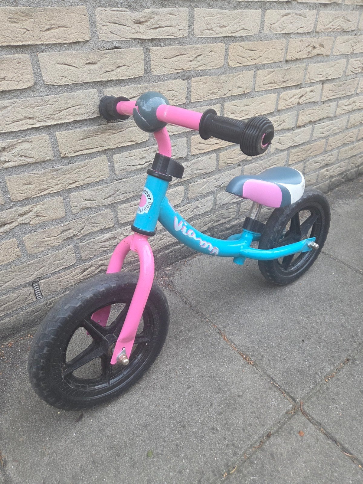 Loopfiets - Gebruikt maar in goede staat, Kinderen en Baby's, Speelgoed | Buiten | Voertuigen en Loopfietsen, Ophalen, Gebruikt