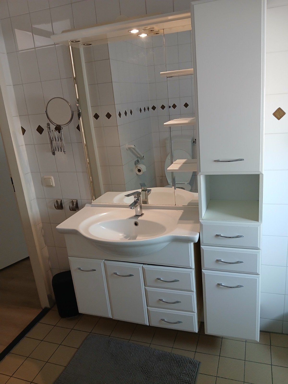 GRATIS OP TE HALEN - Badmeubel + Hoge Kast, Huis en Inrichting, Ophalen, Gebruikt