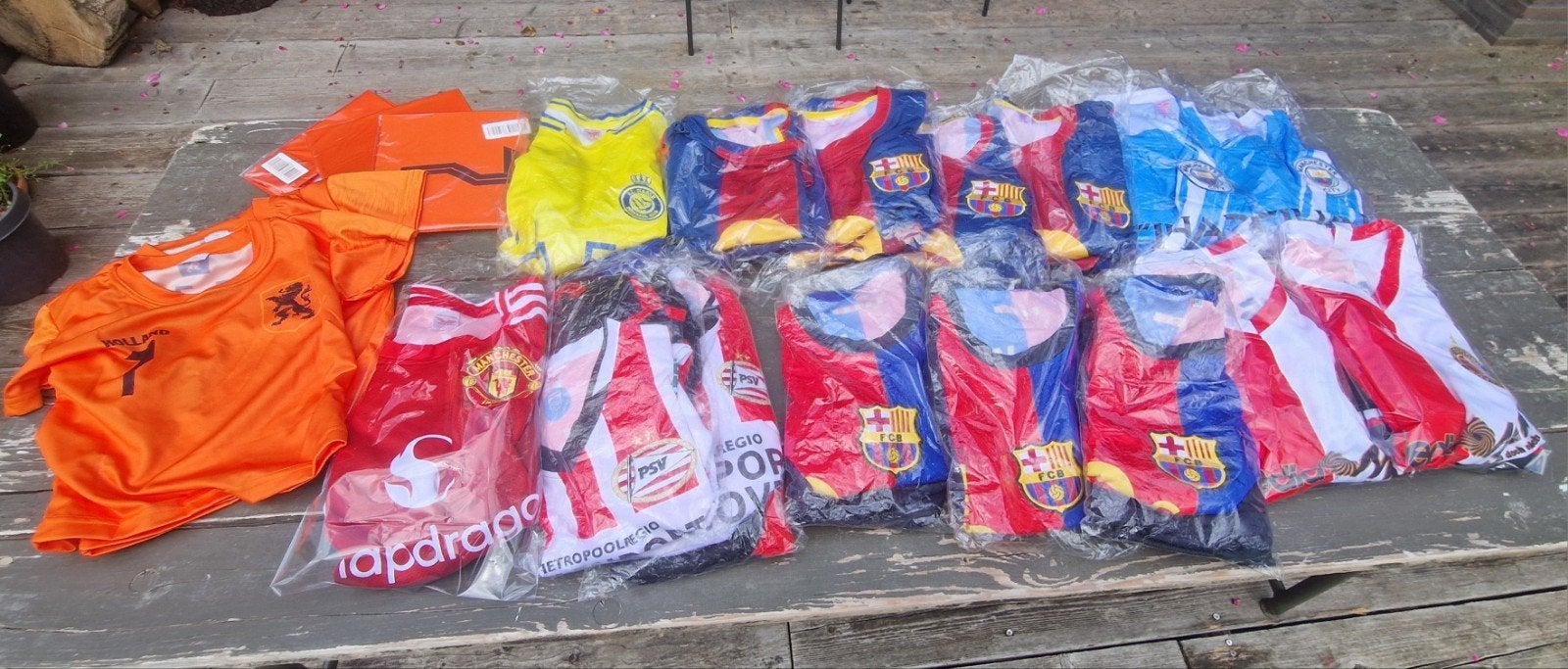 Voetbalshirts diverse clubs en maten - Nieuw, Ophalen, Nieuw, Blauw