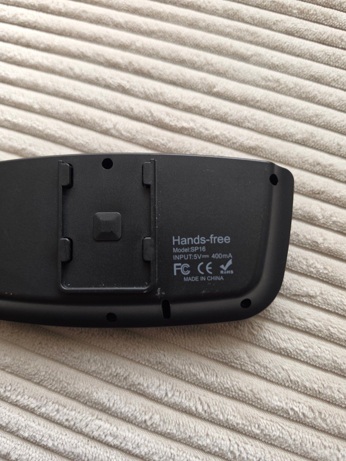 Handsfree carkit met Bluetooth oortje en USB-kabel, Auto diversen, Ophalen, Zo goed als nieuw