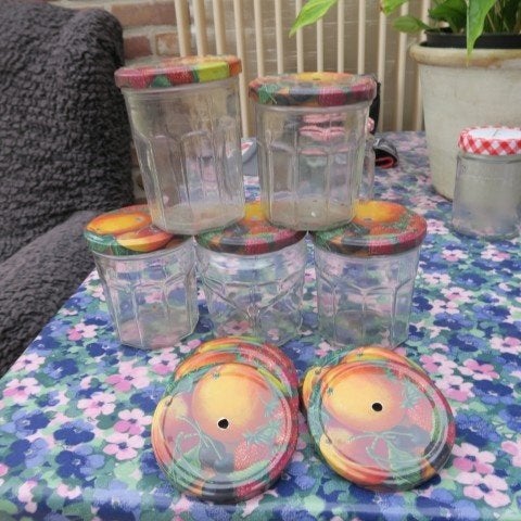 Confituurpotjes normaal motief fruit 2 voor 1€, Nieuw, Ophalen of Verzenden, Meerkleurig, Overige merken