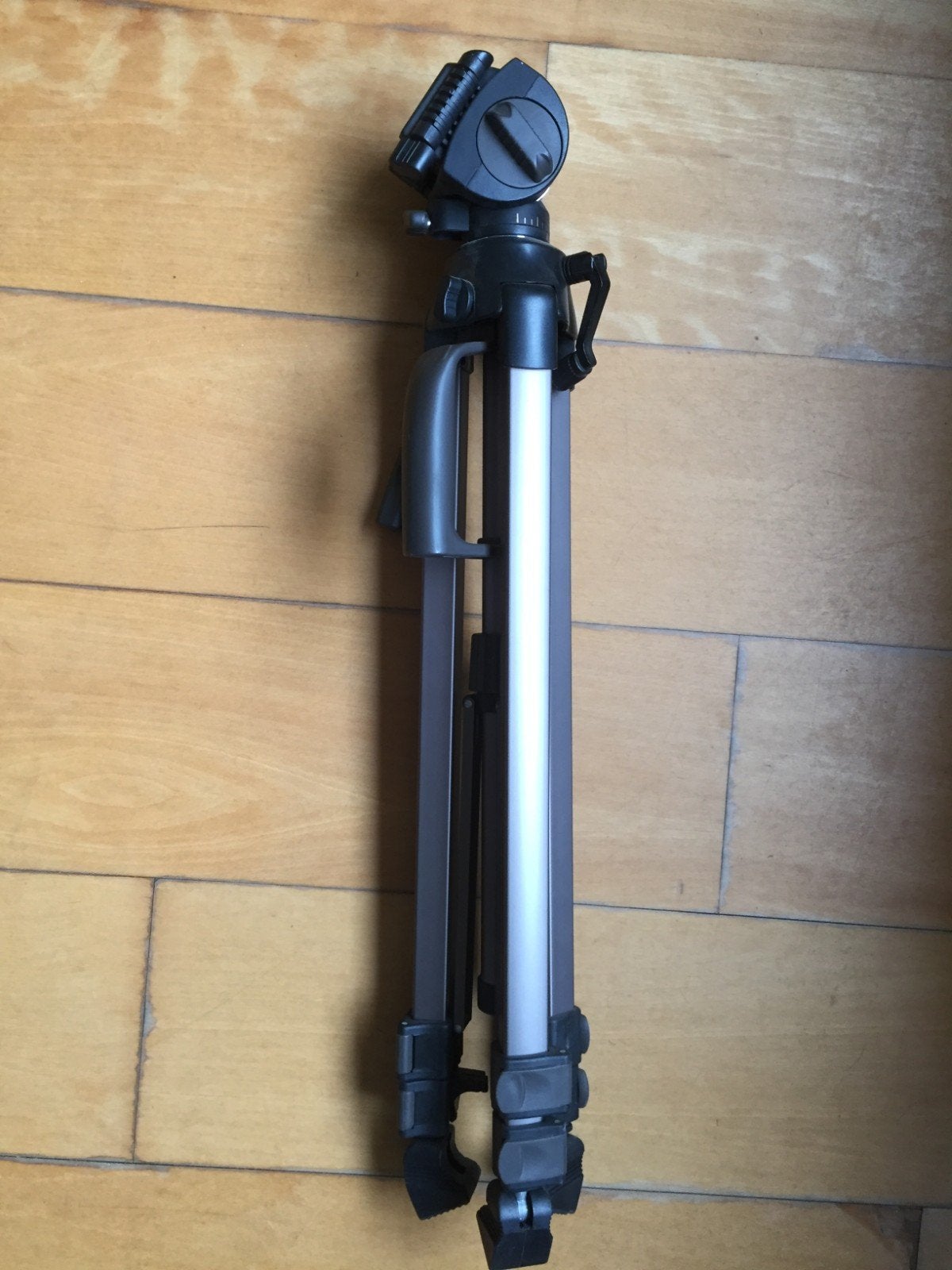 Vanguard millenium 5 statief, Ophalen of Verzenden, Zo goed als nieuw, Minder dan 150 cm, Driepoot
