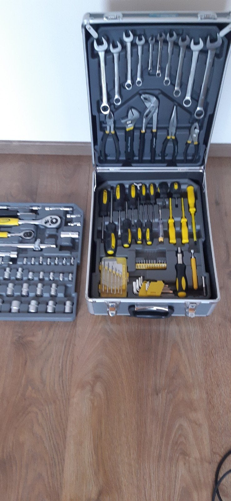 Foto 4 van gereedschap koffer nieuw