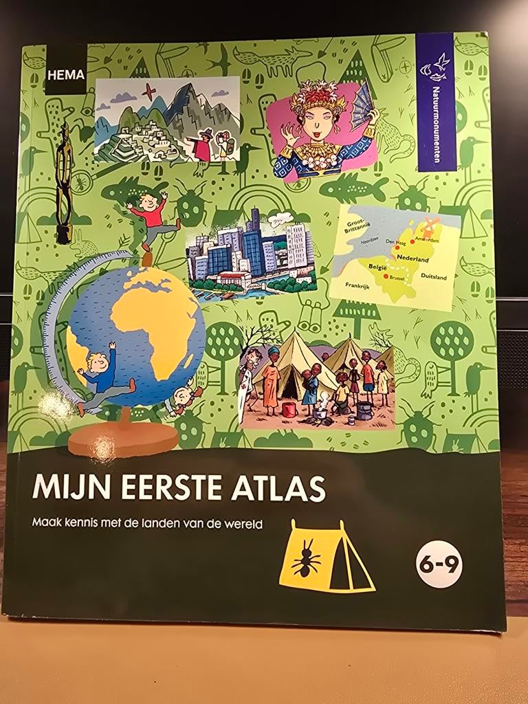 Mijn Eerste Atlas - HEMA (6-9 jaar), Boeken, Atlassen en Landkaarten, Zo goed als nieuw, Overige atlassen, Wereld, 2000 tot heden