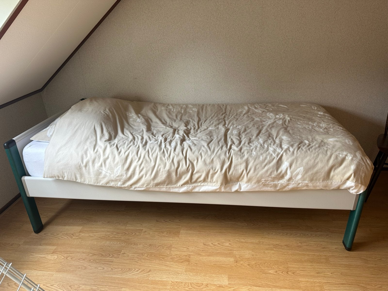 Complete slaapkamer set: bed, bureau en kledingkast, Huis en Inrichting, Slaapkamer | Complete slaapkamers, Ophalen, Gebruikt