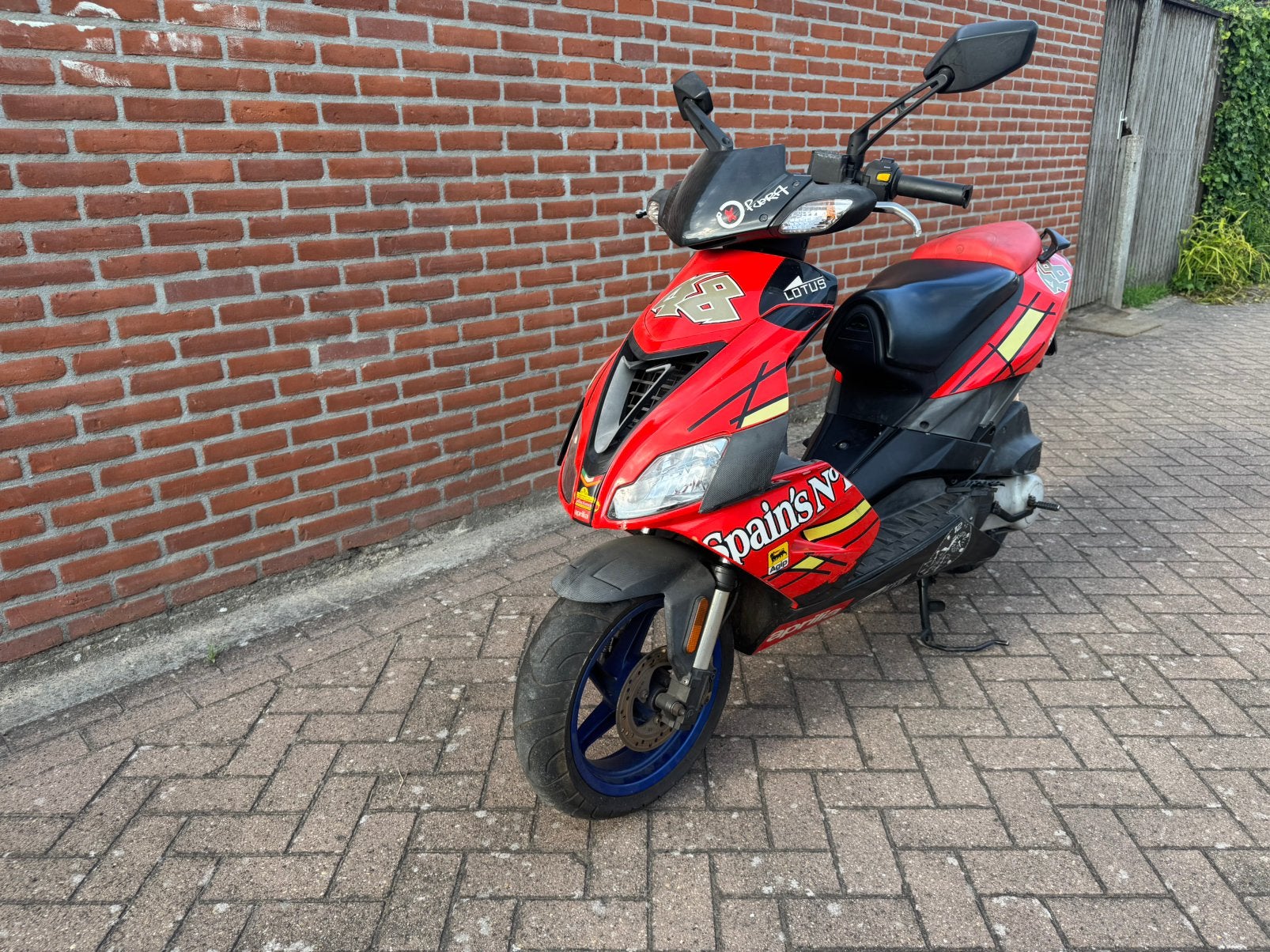 Aprilia SR 50 R Factory, Fietsen en Brommers, Scooters | Aprilia, Ophalen, ., Maximaal 45 km/u, SR 50