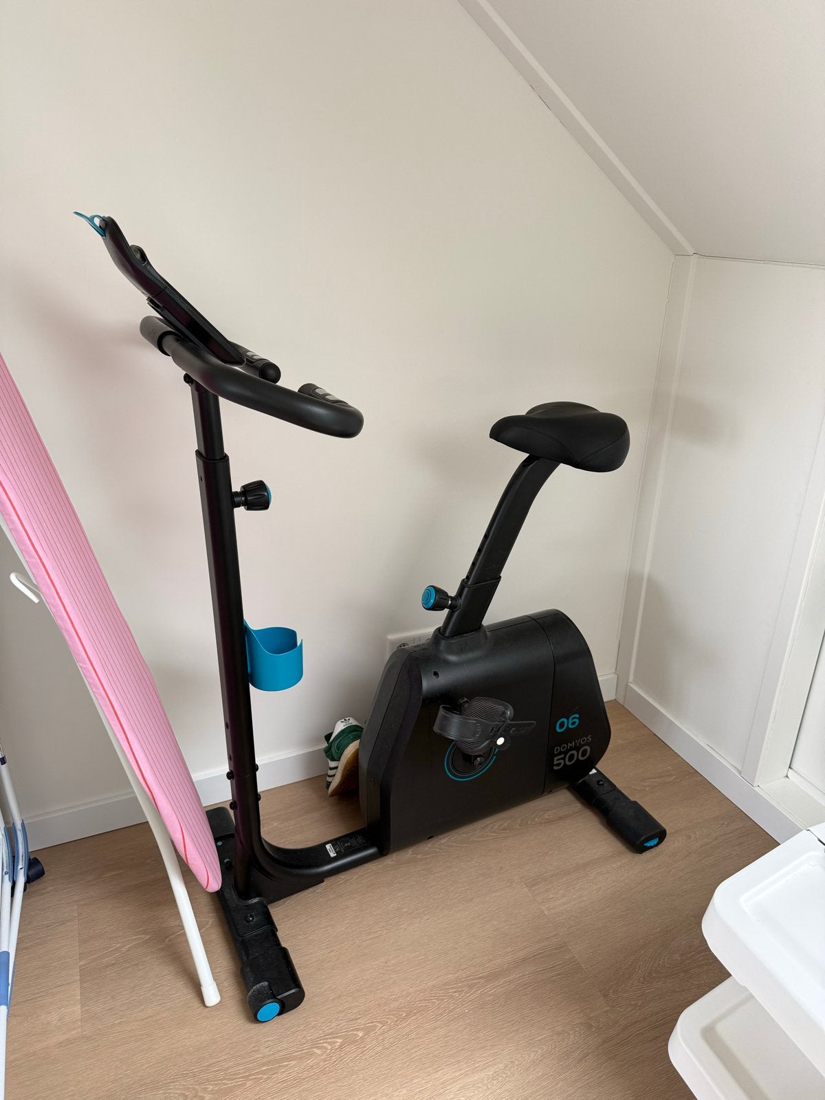 Domyos Hometrainer 500 - Zo goed als nieuw, Sport en Fitness, Fitnessapparatuur, Ophalen, Zo goed als nieuw, Metaal, Benen