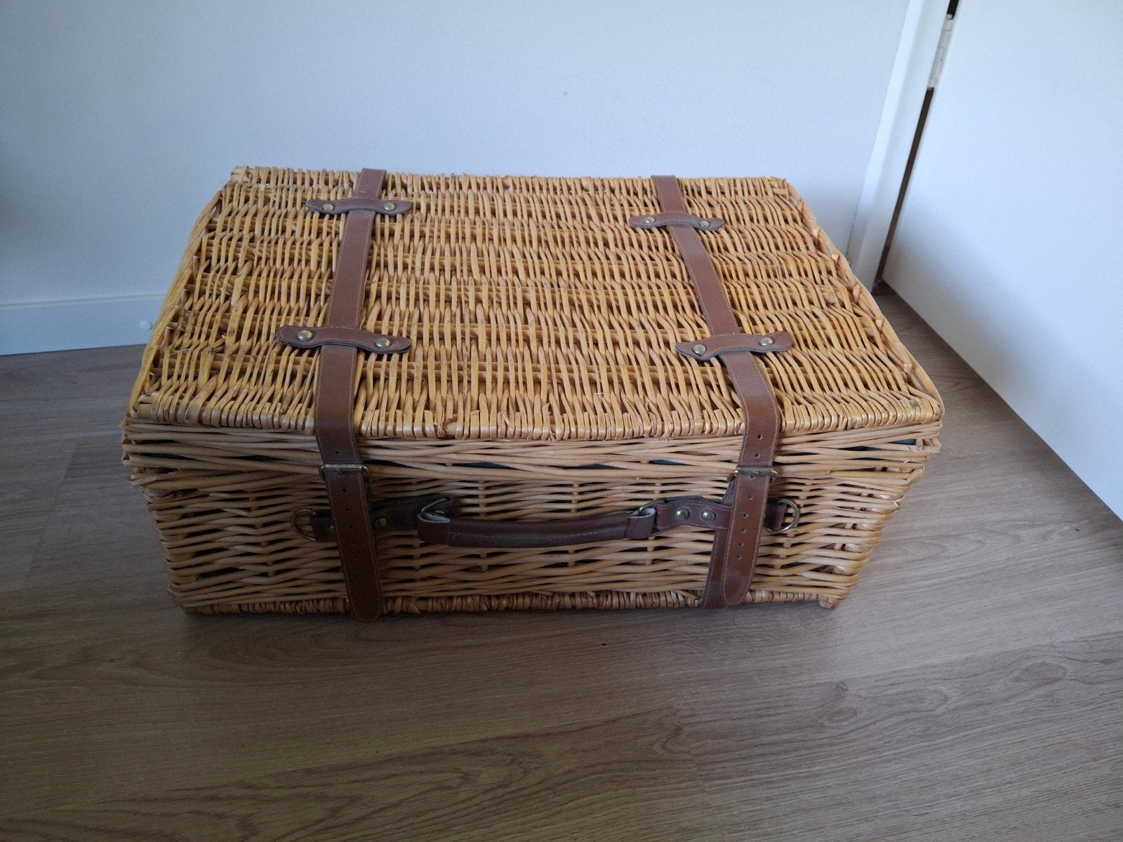 Nieuwe picknickmand compleet voor 4 personen, Ophalen of Verzenden, Nieuw