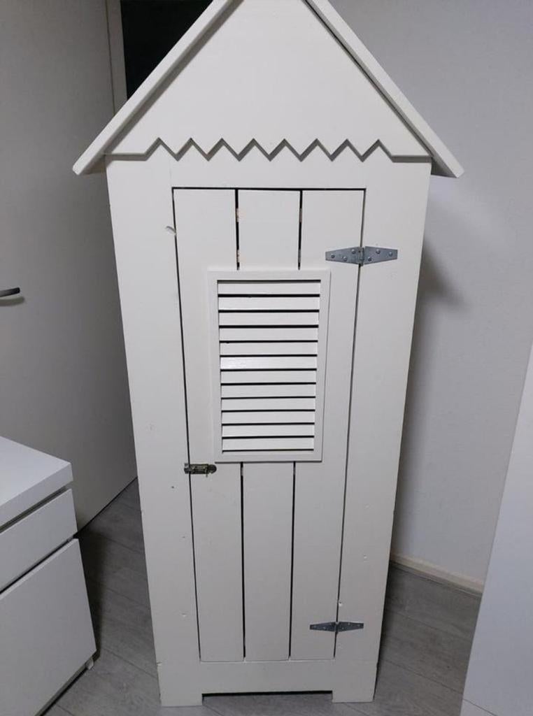 Leuke kledingkast kinderkamer, Gebruikt, Met deur(en), Grenenhout, 50 tot 100 cm