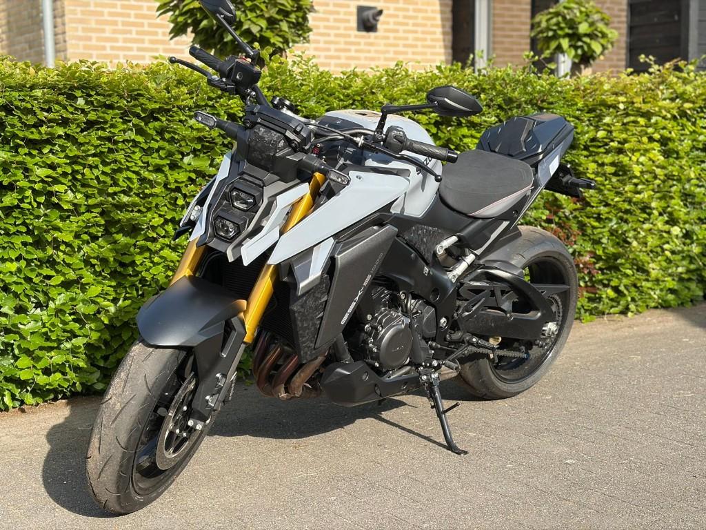 2023 Suzuki GSX-S 1000 NIEUWSTAAT incl. Fabrieksgarantie, Motoren, Motoren | Suzuki, Occasion, 4 cilinders, Motorrijbewijs A, Meer dan 35 kW
