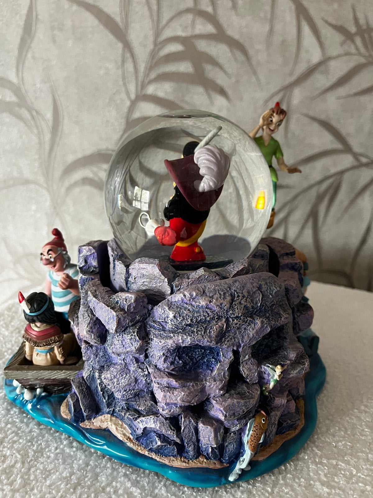 Disney Peter Pan Sneeuwbol met Kapitein Haak en meer, Ophalen, Peter Pan of Pinokkio, Gebruikt, Beeldje of Figuurtje
